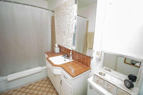 803 Helen Ave, Modesto, CA 95350 photo 12