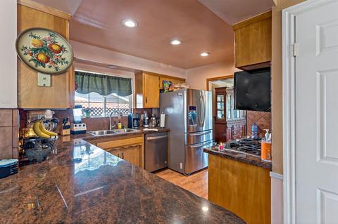3919 Maudray Way, Carmichael, CA 95608 photo 11