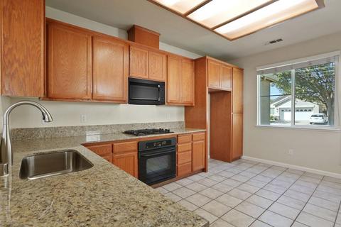 1482 Swallow Tail Ln, Manteca, CA 95337 photo 11