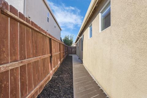 1482 Swallow Tail Ln, Manteca, CA 95337 photo 34