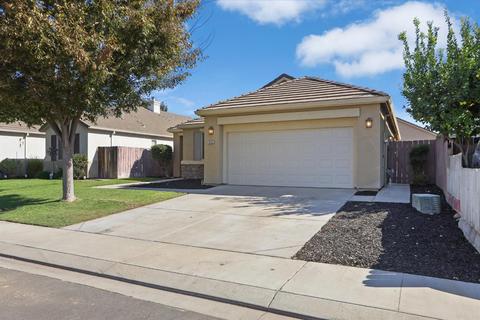 1482 Swallow Tail Ln, Manteca, CA 95337 photo 4
