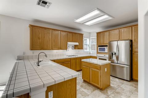 12 Peridot Ct, Sacramento, CA 95834 photo 11
