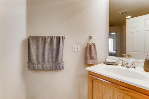 12 Peridot Ct, Sacramento, CA 95834 photo 31