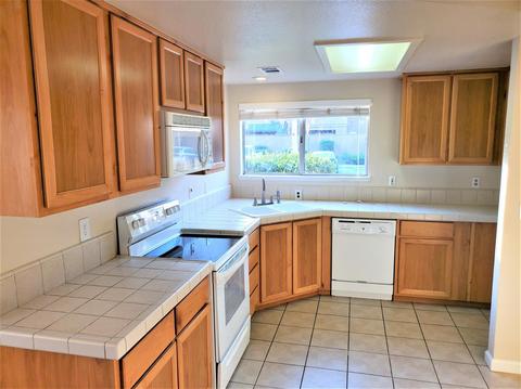573 Lincoln Ave #E, Modesto, CA 95354 photo 3