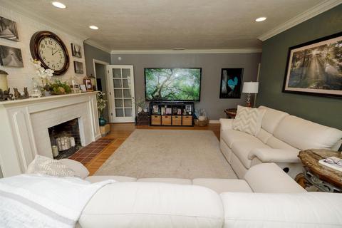 601 Castle St, Modesto, CA 95350 photo 27