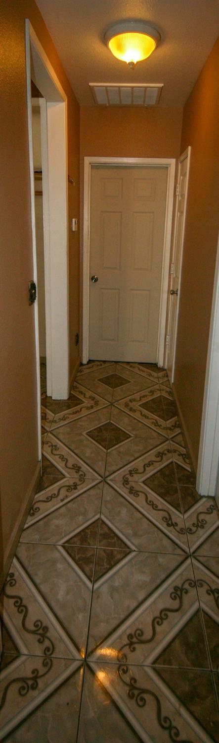 113 Oak St, Modesto, CA 95351 photo 8