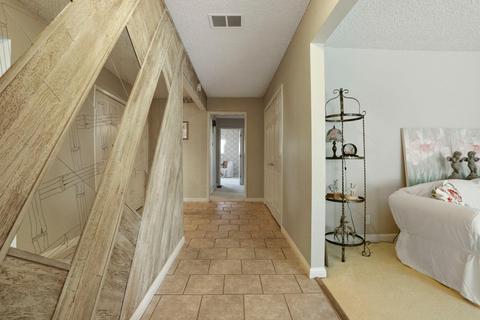 6025 Mohican Dr, Manteca, CA 95336 photo 6