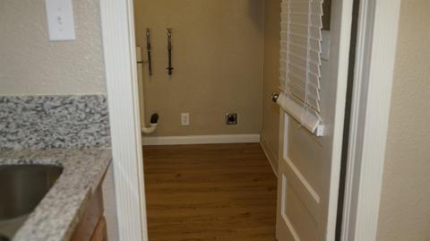 409 Enslen Park Ct, Modesto, CA 95354 photo 12