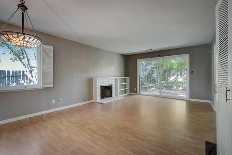 2000 Linden Grove Way, Carmichael, CA 95608 photo 3