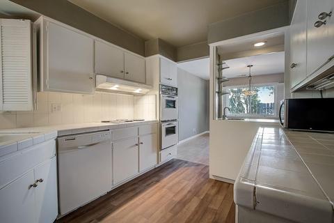 2000 Linden Grove Way, Carmichael, CA 95608 photo 2