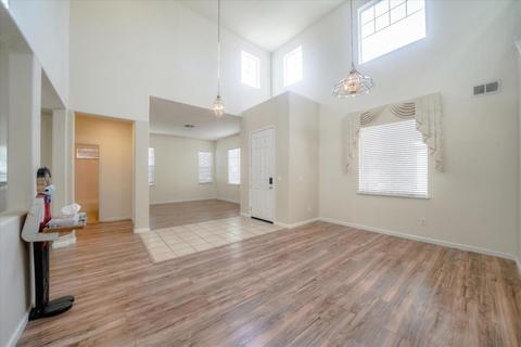 845 Waterman Ave, Lathrop, CA 95330 photo 8