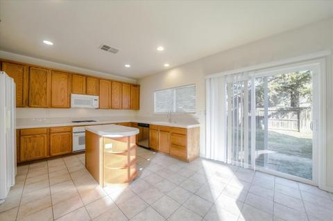845 Waterman Ave, Lathrop, CA 95330 photo 15