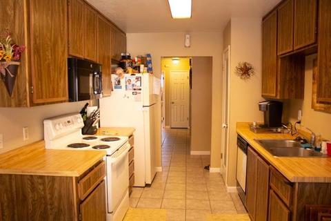 1572 Windgate Dr, Manteca, CA 95336 photo 4