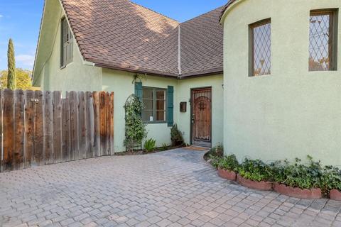 1006 Virginia Ave, Modesto, CA 95350 photo 2
