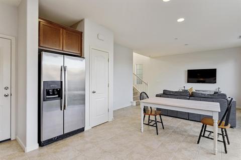 716 Equinox Loop, Lincoln, CA 95648 photo 3