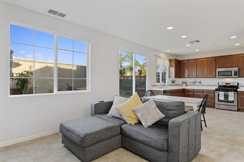 716 Equinox Loop, Lincoln, CA 95648 photo 5