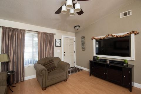 3904 Hollywood Dr, Ceres, CA 95307 photo 6
