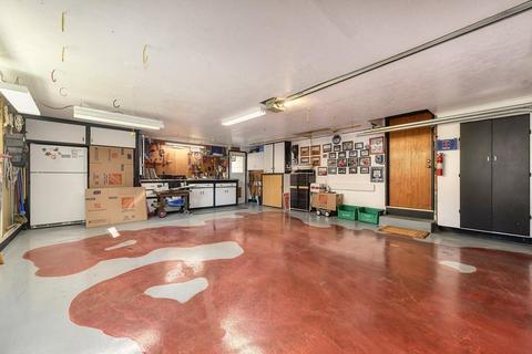 5805 Topp Ct, Carmichael, CA 95608 photo 37