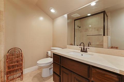 215 Park Ave, Modesto, CA 95354 photo 37