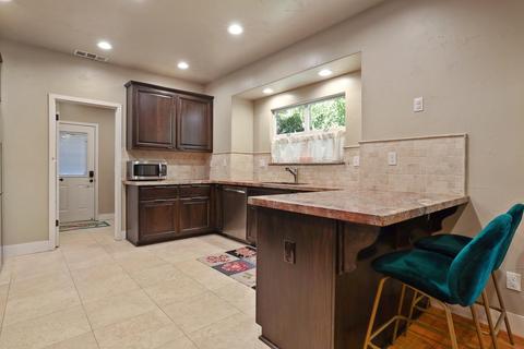 215 Park Ave, Modesto, CA 95354 photo 18