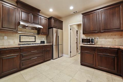 215 Park Ave, Modesto, CA 95354 photo 16