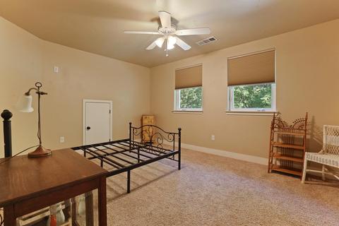 215 Park Ave, Modesto, CA 95354 photo 40