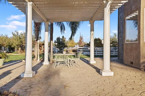 845 Magnolia Ave, Patterson, CA 95363 photo 3