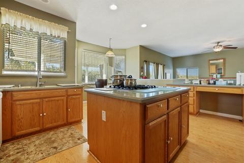 845 Magnolia Ave, Patterson, CA 95363 photo 4