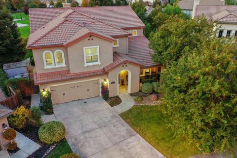2425 Meridian Dr, Lodi, CA 95242 photo 2