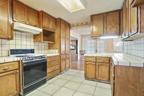 2201 Lambert St, Modesto, CA 95354 photo 21