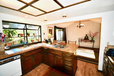 11209 Edward Dr, Grass Valley, CA 95949 photo 4