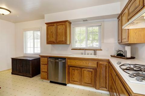 3957 Linus Way, Carmichael, CA 95608 photo 14