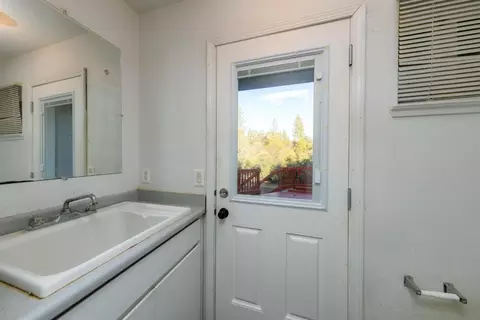2221 Bald Eagle Ct, Cool, CA 95614 photo 15