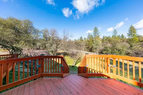 2221 Bald Eagle Ct, Cool, CA 95614 photo 2