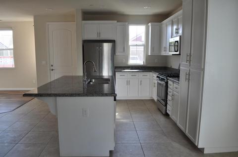 3901 Lookout Dr, Modesto, CA 95355 photo 2