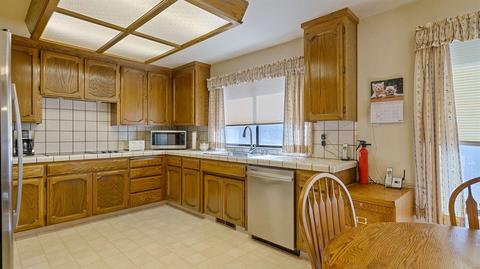 560 W Schulte Rd, Tracy, CA 95376 photo 14