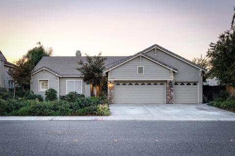 1749 Bella Terra Dr, Manteca, CA 95337 photo 1