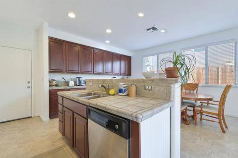 1754 Aster Ct, Olivehurst, CA 95961 photo 20