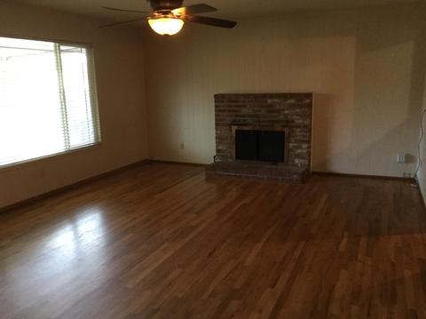 421 Ryan Ave, Modesto, CA 95350 photo 2