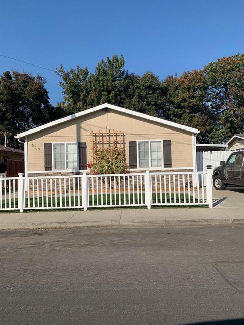 819 Joaquin St, Manteca, CA 95337 photo 1