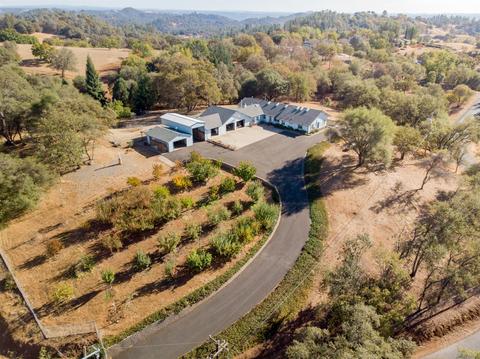 3321 Cherry Acres Rd, Cool, CA 95614 photo 2