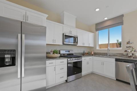 4236 Berryesa Ave, Merced, CA 95348 photo 2