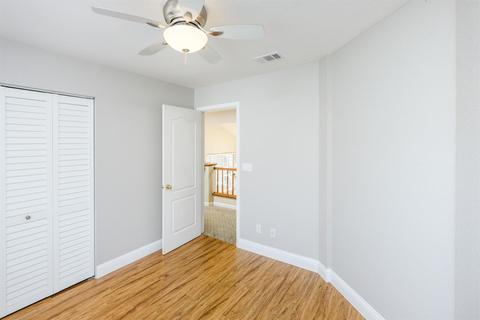 8553 Shadow Crest Cir, Antelope, CA 95843 photo 17
