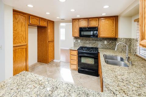 8553 Shadow Crest Cir, Antelope, CA 95843 photo 11