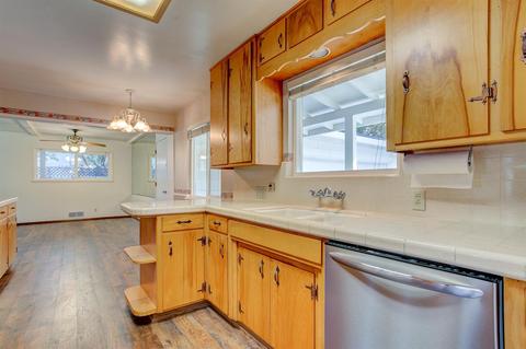 1029 Durant St, Modesto, CA 95350 photo 8