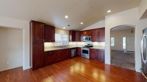 3217 Caraway Ct, Modesto, CA 95355 photo 2