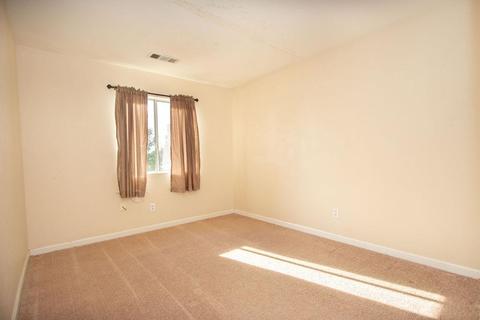 481 Red Robin Dr, Patterson, CA 95363 photo 7