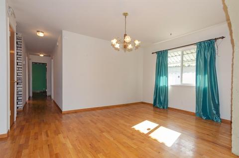 2013 Dickens Dr, Modesto, CA 95350 photo 5