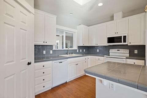 21482 S Olive Ave, Ripon, CA 95366 photo 15