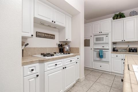 1901 Legend Dr, Modesto, CA 95357 photo 10